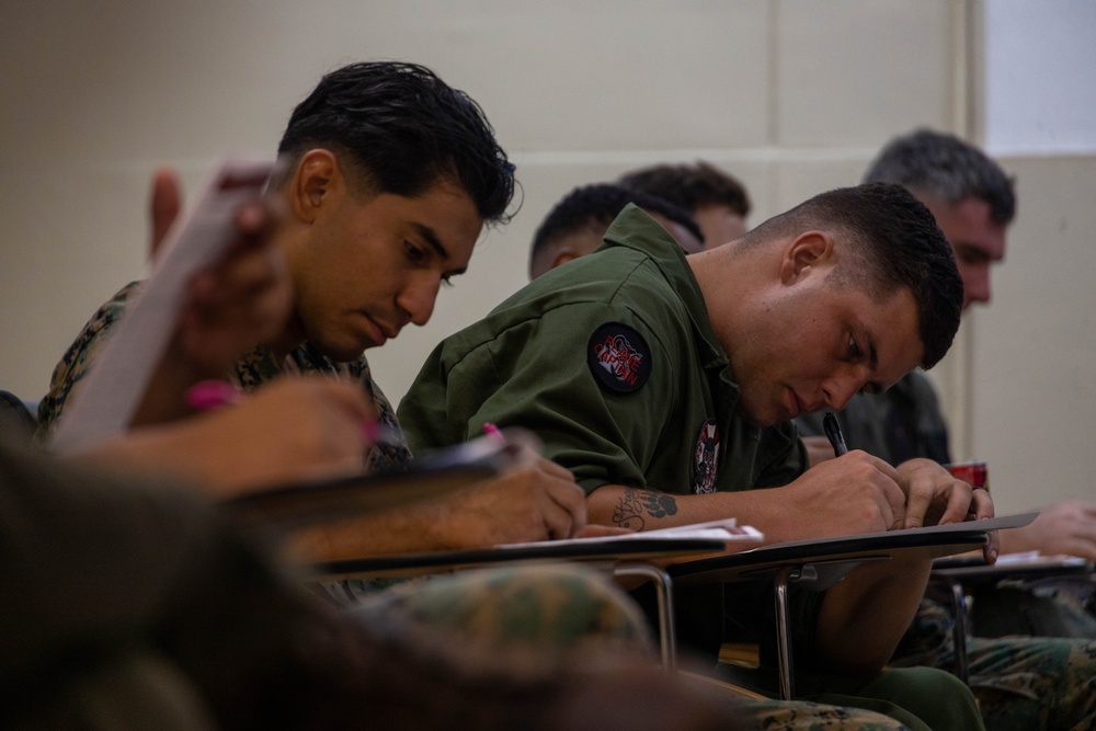 MAG-36 religious program specialists teach spiritual fitness to HMLA-169 Marines