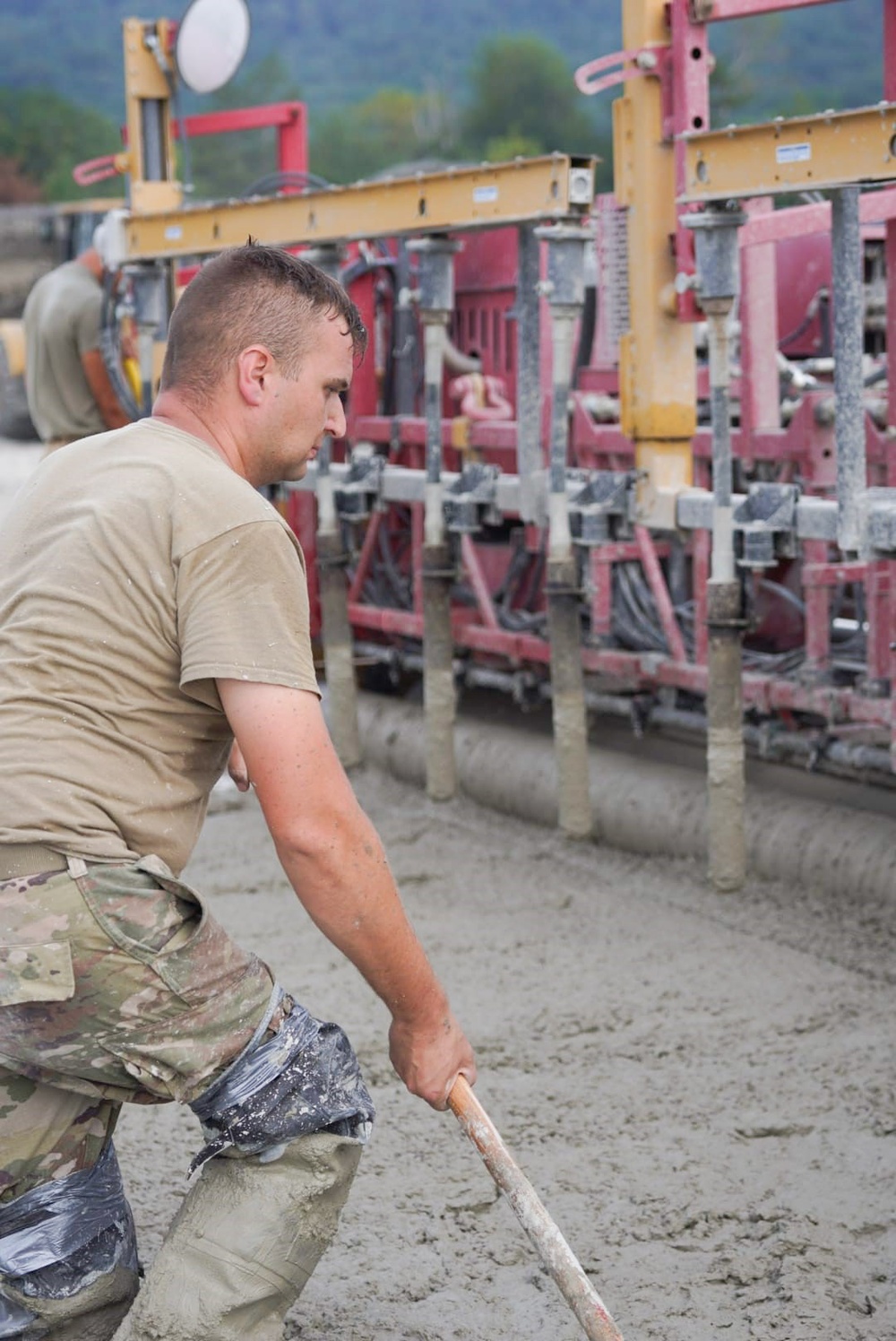 Missouri Airmen pour concrete for new RADR training pad in Pennsylvania