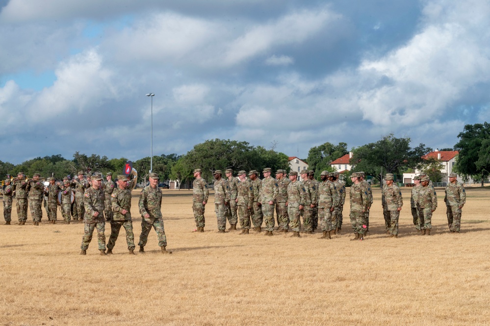 470th Military Intelligence Brigade Change of Command
