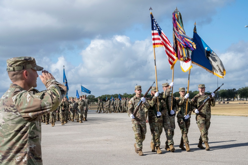 470th Military Intelligence Brigade Change of Command