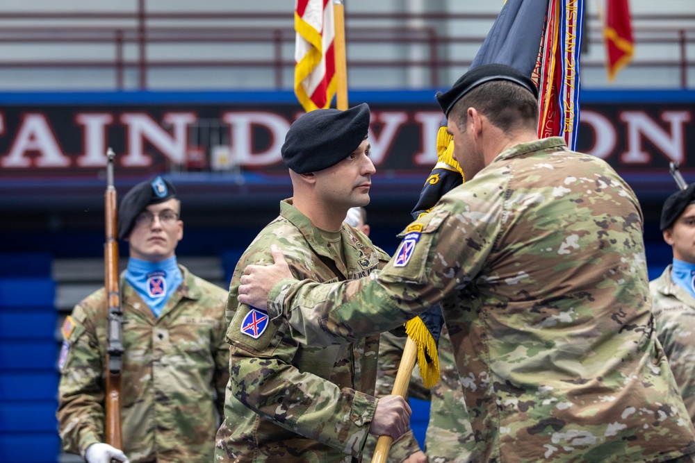 Summit Battalion Welcomes New Commander to 1st Battalion, 87th Infantry Regiment