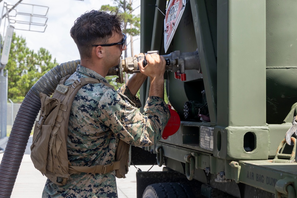 CLB-24 battalion field exercise: Convoy Operations