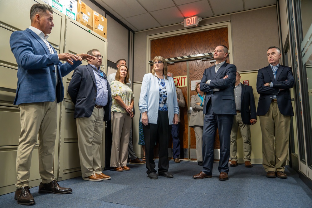 Manuel Hermosilla, SES, visited NSWC Dahlgren Division