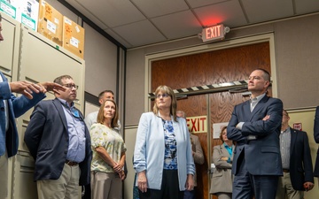 Manuel Hermosilla, SES, visited NSWC Dahlgren Division