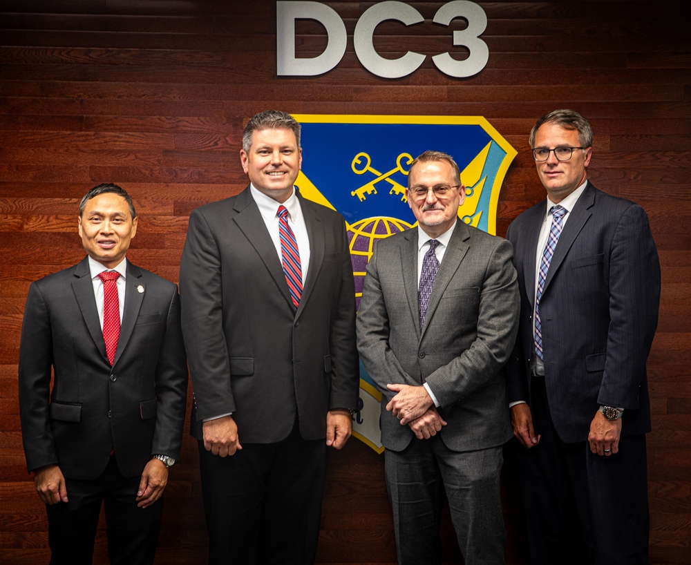 DC3 host DEA Chief of Forensics