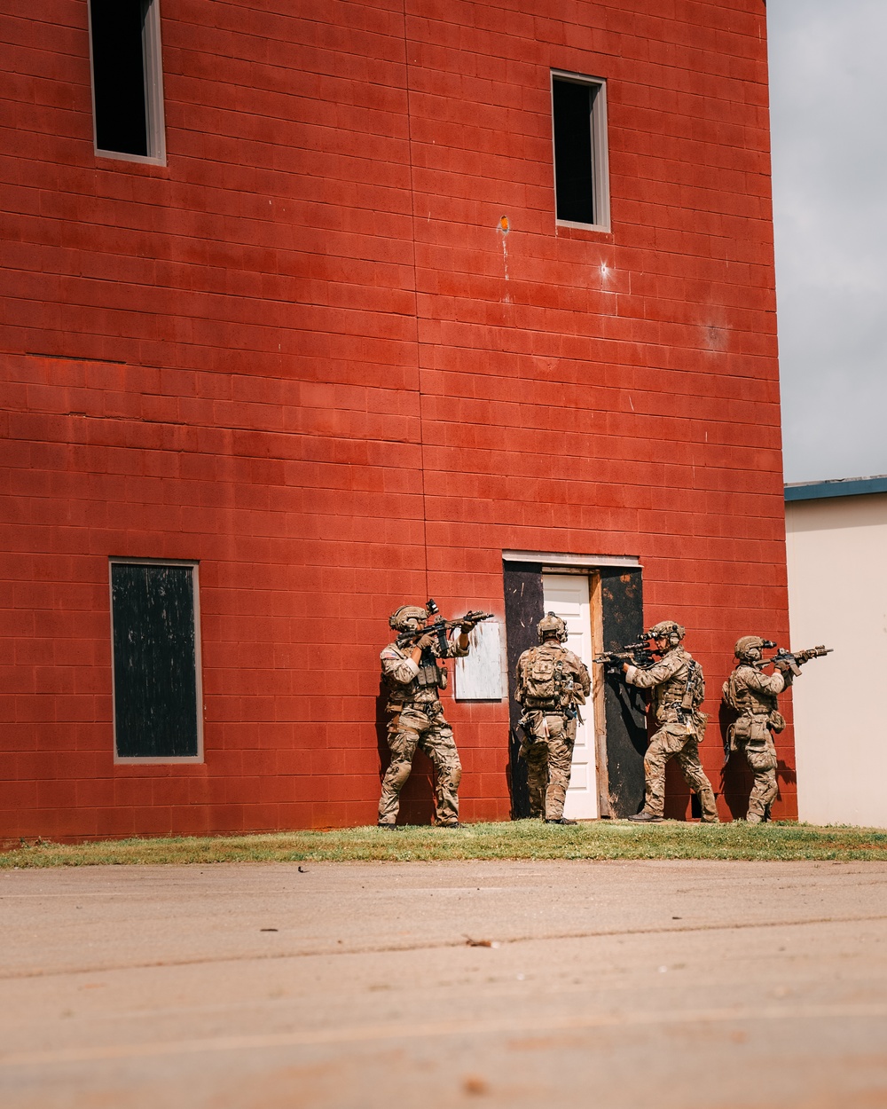 1st Ranger Battalion conducts dense urban warfare training