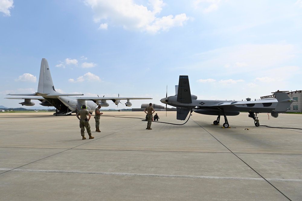 USMC refuels California Air Guard MQ-9 at Gwanju for the first time