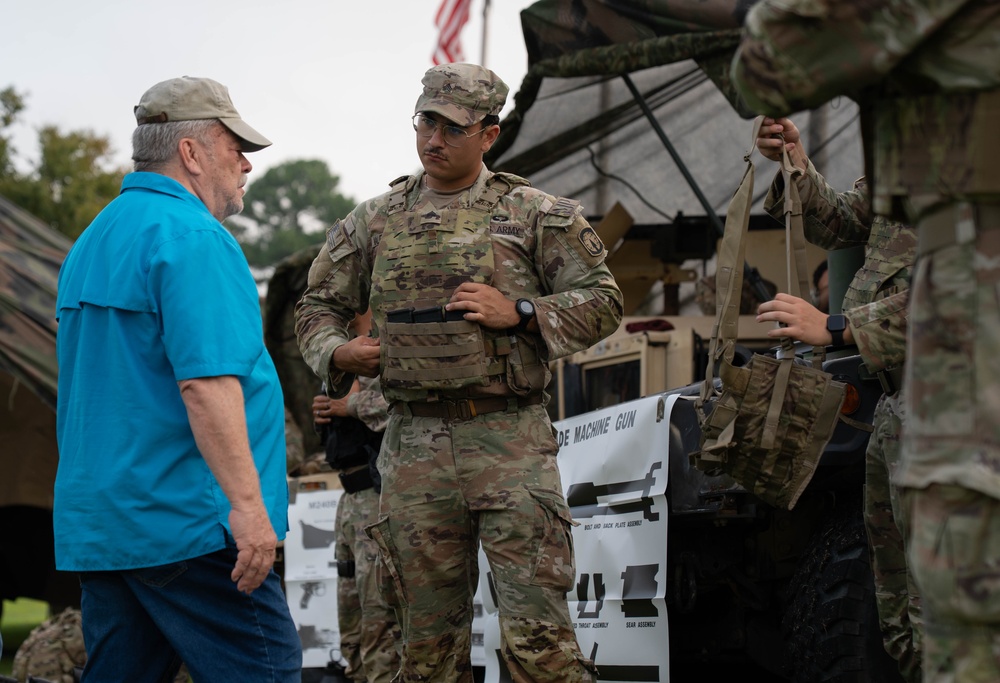 National Airborne Day Brings Soldiers, Community Together in Fayetteville