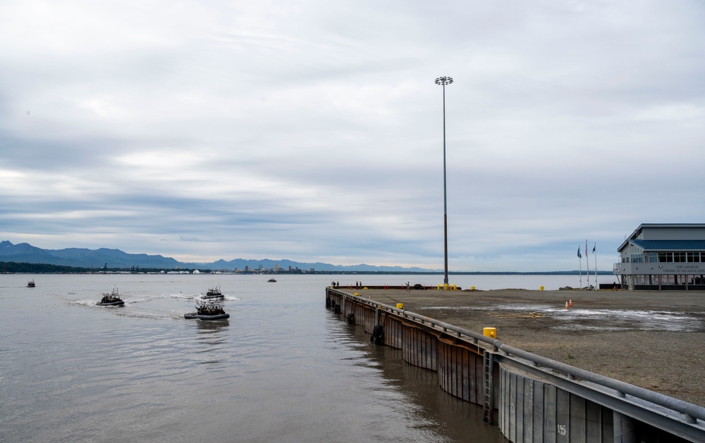 U.S. Marines and Coast Guardsmen conduct port seizure during Arctic Edge 2025