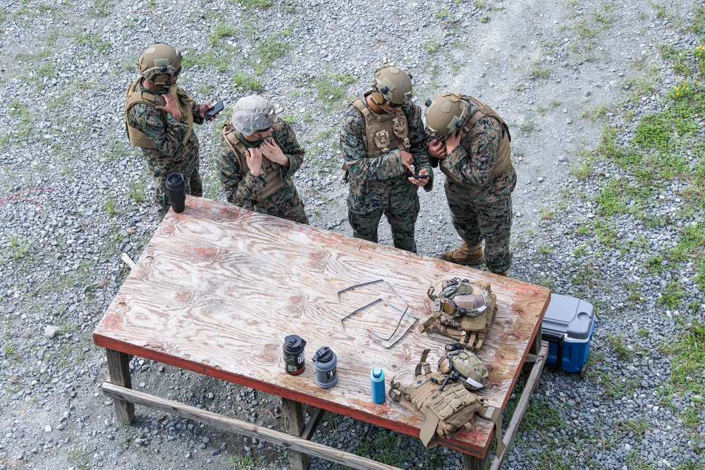 Marines with School of Infantry – East train to throw grenades