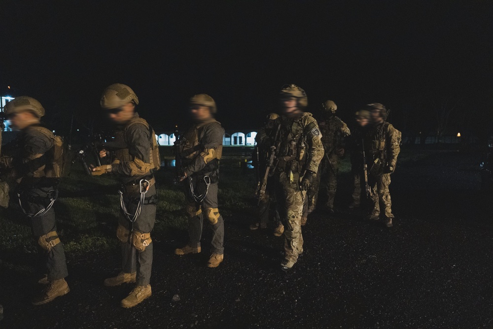 U.S. Army Green Berets Train With Salvadoran Special Operations Forces