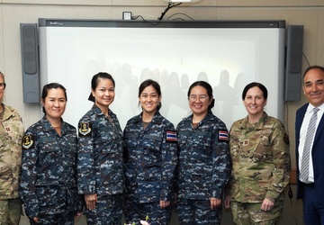 Thai Royal Air Force Nurses introduced to PINC at NAMRU San Antonio