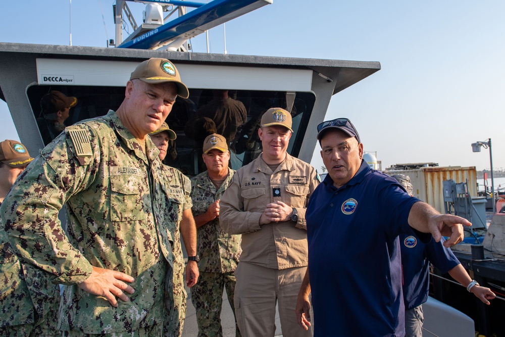 Visitors Tour MDUSV Seahawk