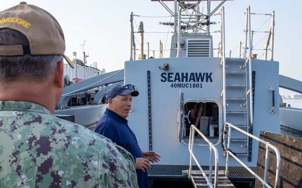 Visitors Tour MDUSV Seahawk