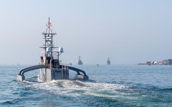 MDUSV Seahawk Departs Point Loma