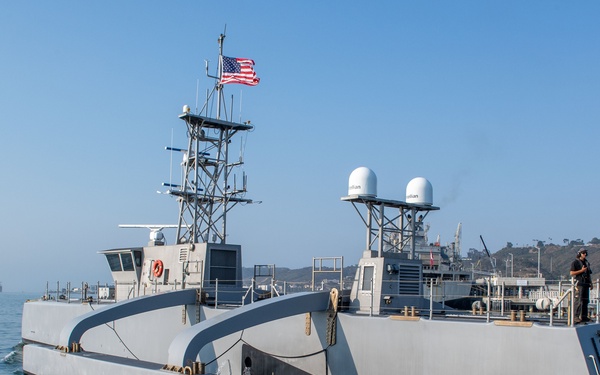 MDUSV Seahawk Departs Point Loma