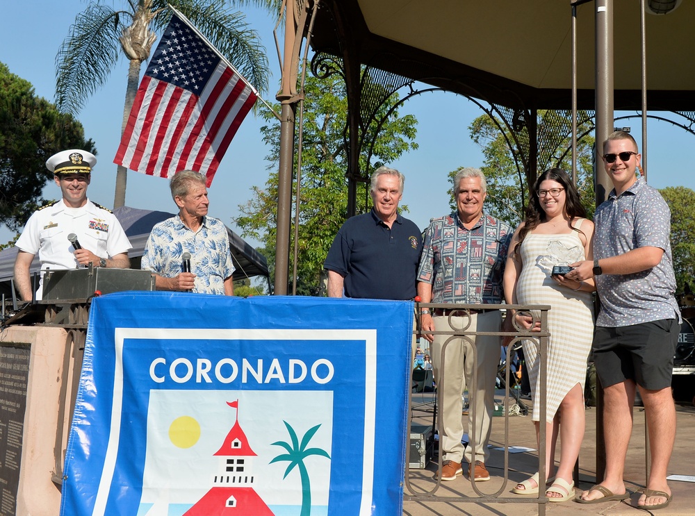 CNATTU North Island couple receives Vice Adm. Stockdale leadership award