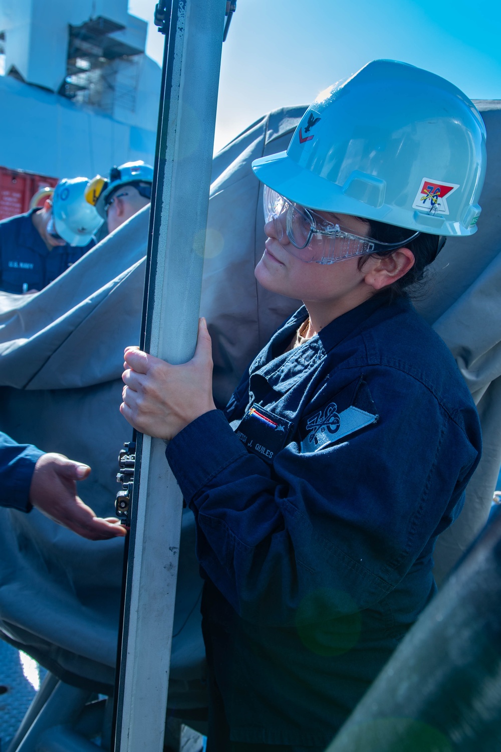 Ronald Reagan Sailors Perform IFLOLS Maintenance