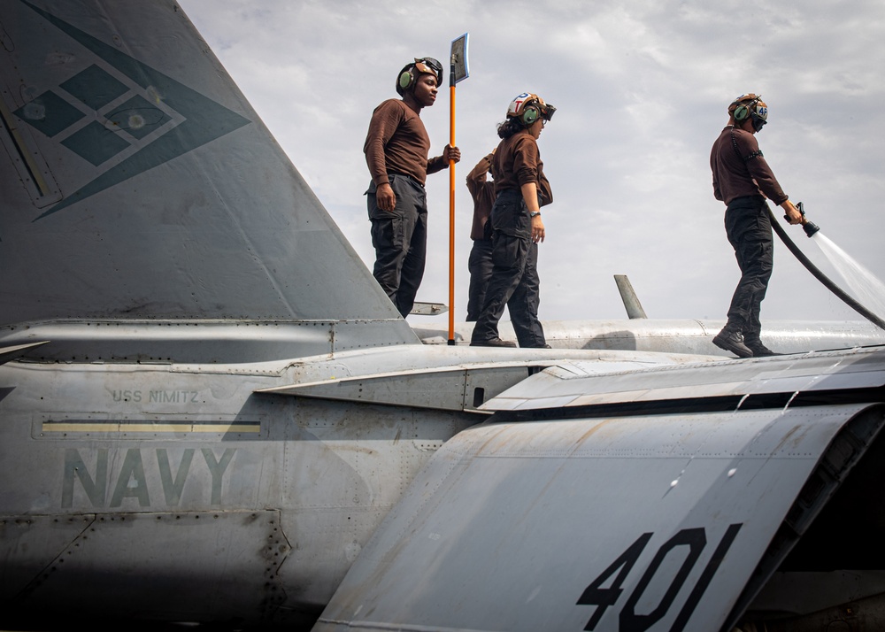 Nimitz Conducts a Replenishment-at-Sea