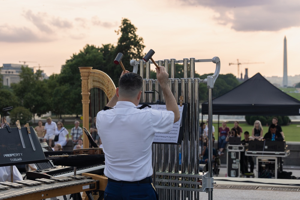 U.S. Army Concert Band performs at The Capitol