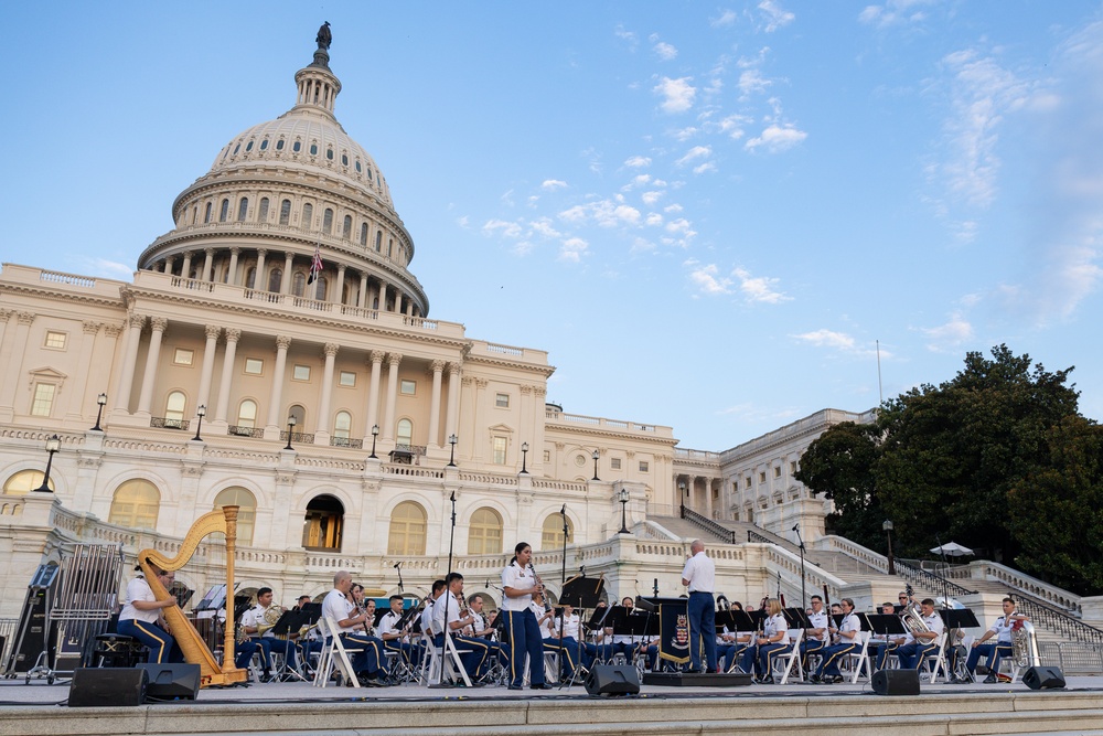 U.S. Army Concert Band performs at The Capitol