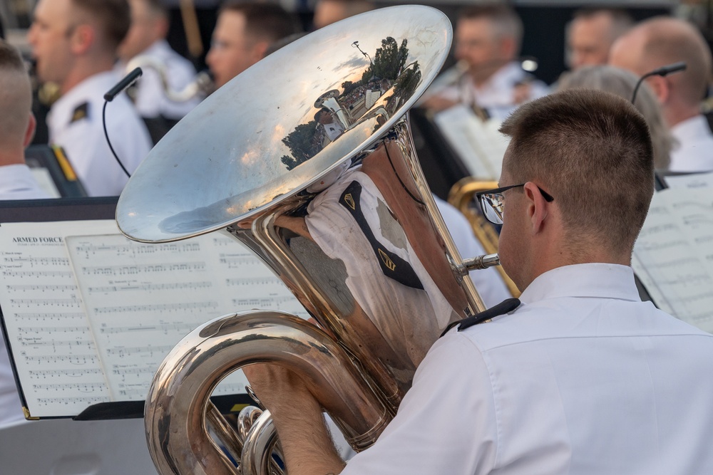 U.S. Army Concert Band performs at The Capitol