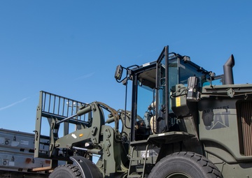 137th SOW Airmen integrate with 35th LRS, MUNS