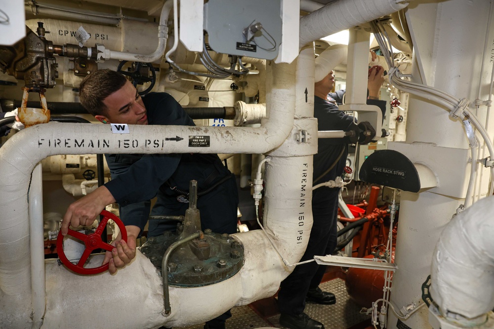 Frank E. Petersen Jr. conducts damage control exercise