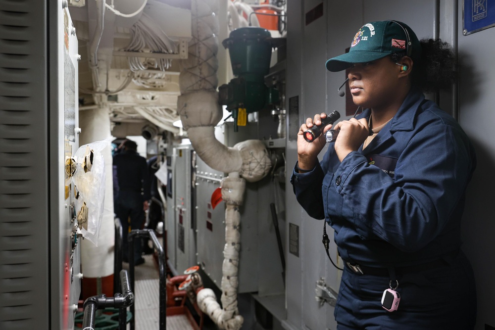 Frank E. Petersen Jr. conducts damage control exercise