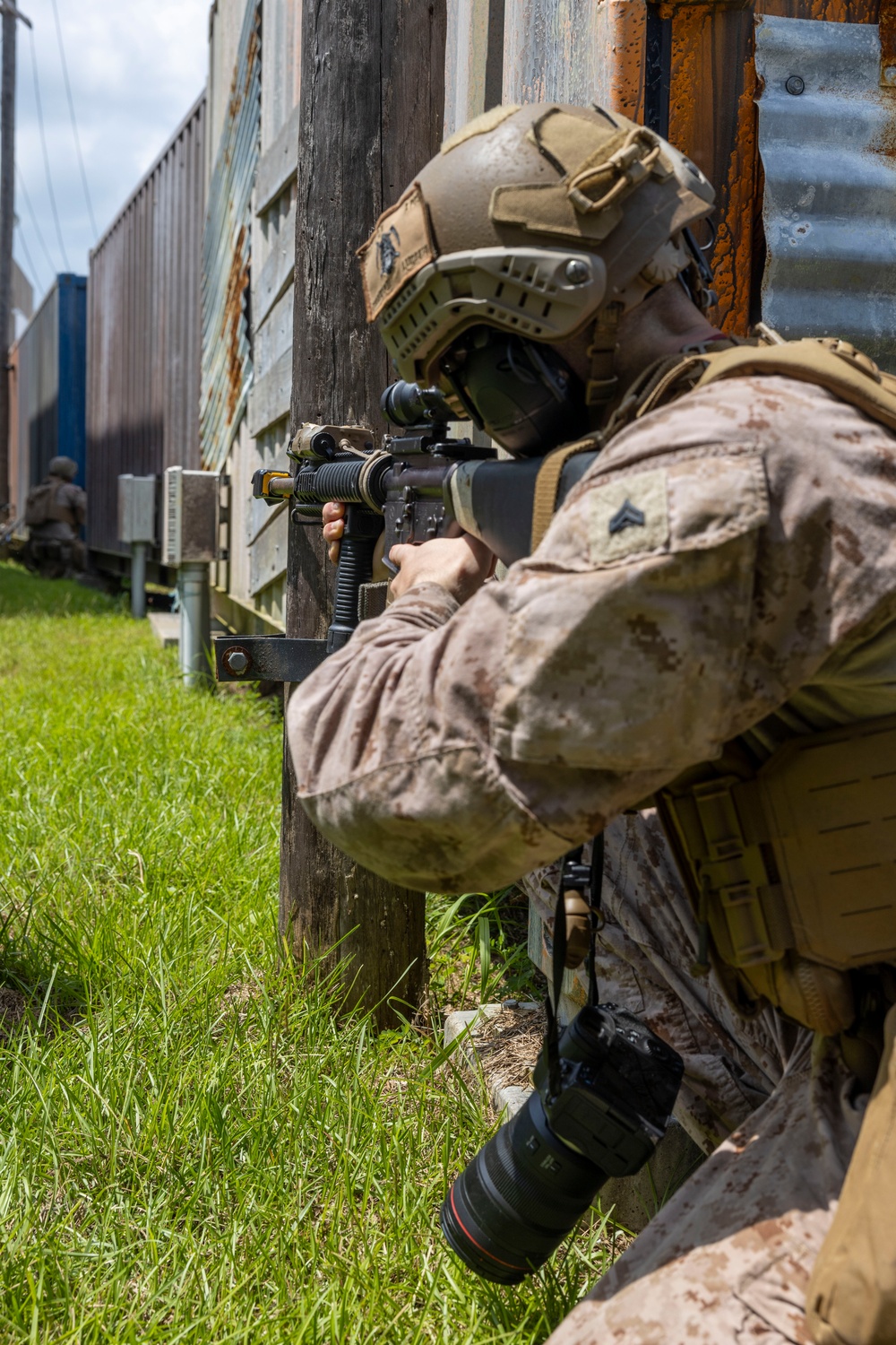 COMMSTRAT Marines with II MSB Participate in the Outdoor Infantry Immersion Trainer
