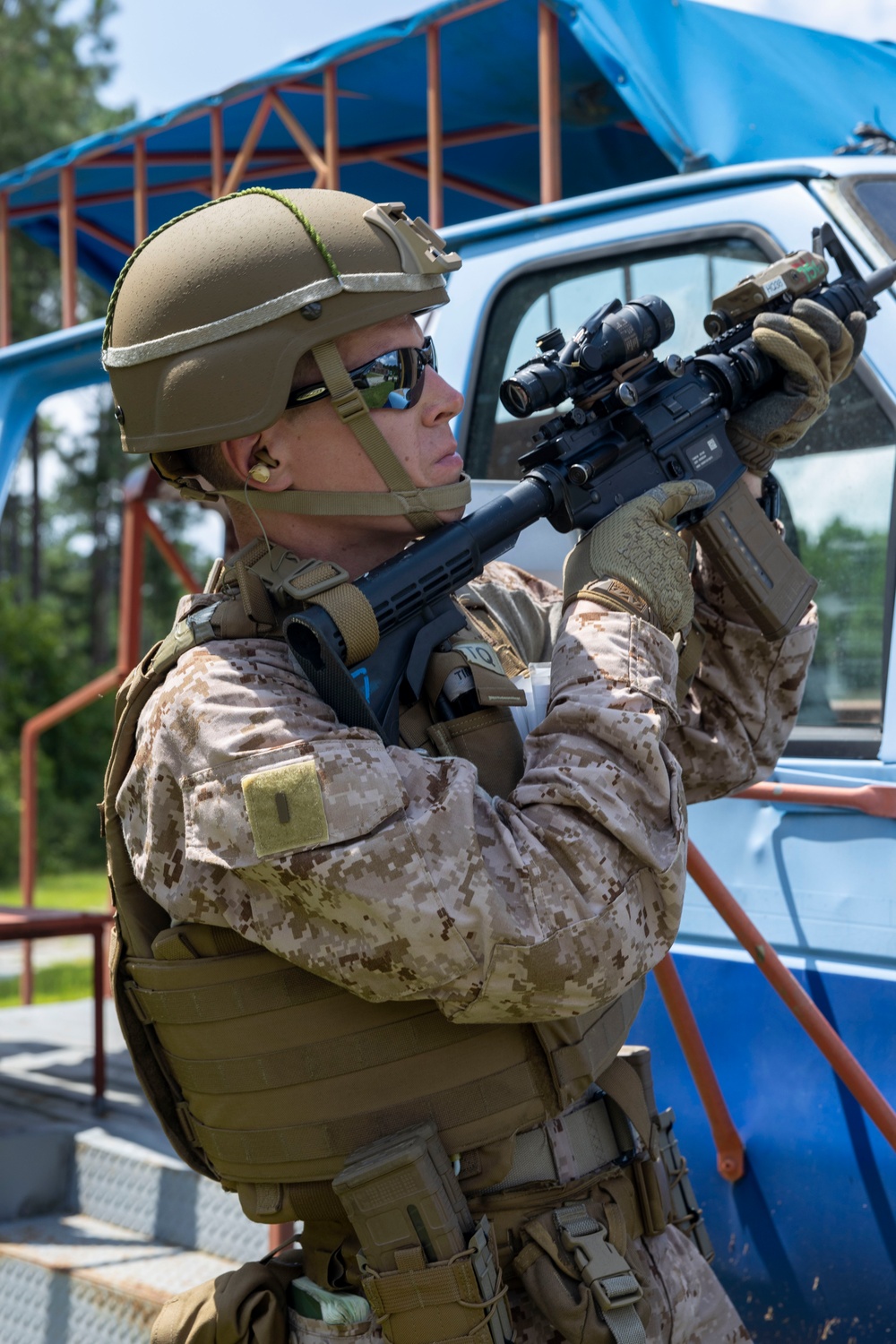 COMMSTRAT Marines with II MSB Participate in the Outdoor Infantry Immersion Trainer