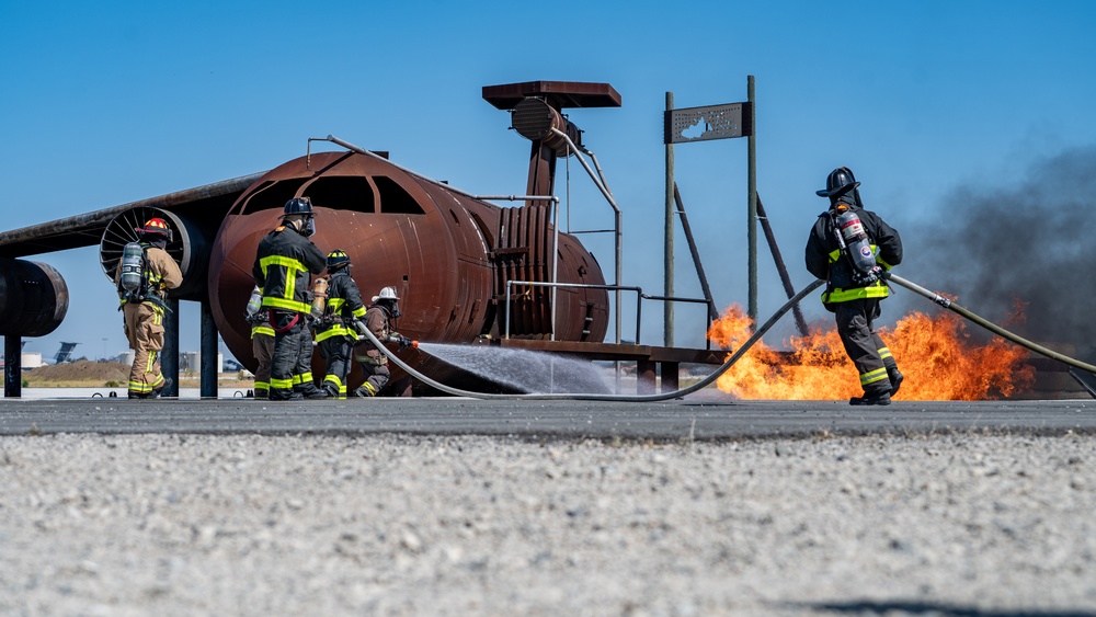 Team Travis partners with SFO firefighters in live-fire training