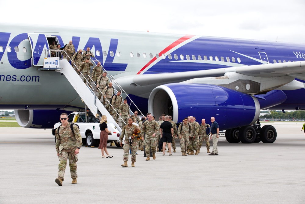 More than 400 Hoosier National Guard soldiers back home again in Indiana