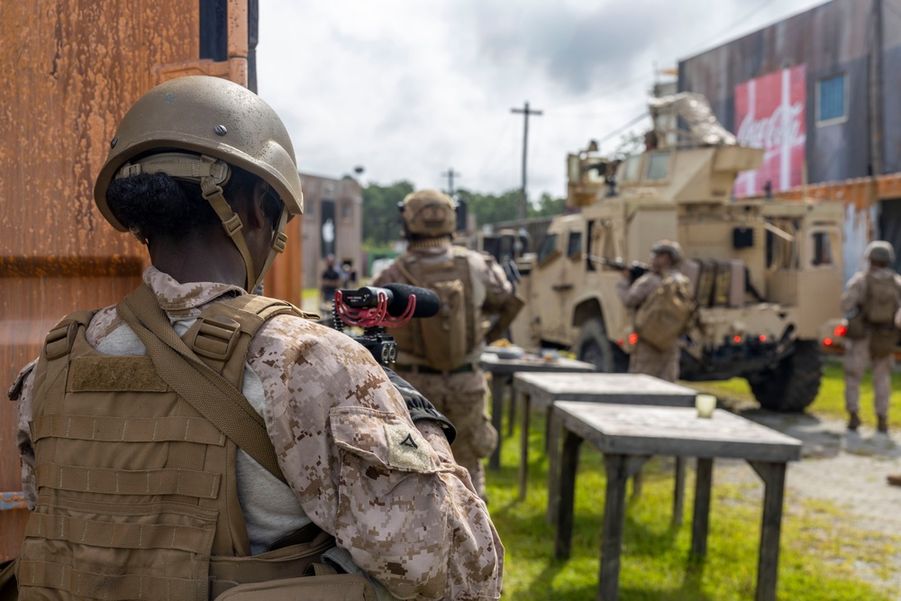 COMMSTRAT Marines with II MSB Participate in the Outdoor Infantry Immersion Trainer