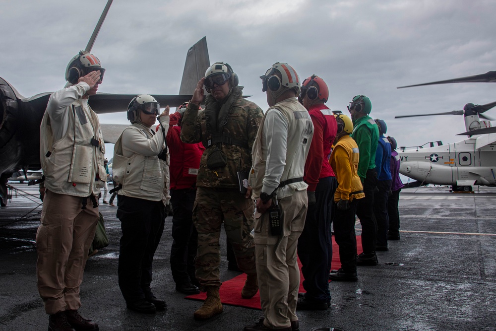 Abraham Lincoln hosts Vice Chairman of the Joint Chiefs of Staff; Commander, U.S. Alaskan Command and U.S. Senators