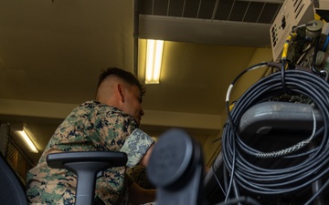 7th Communication Battalion conducts strap exercise