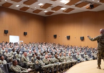 CMSAF visits Incirlik AB and engages with Airmen