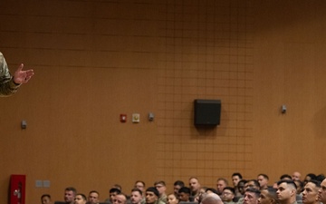 CMSAF visits Incirlik AB and engages with Airmen