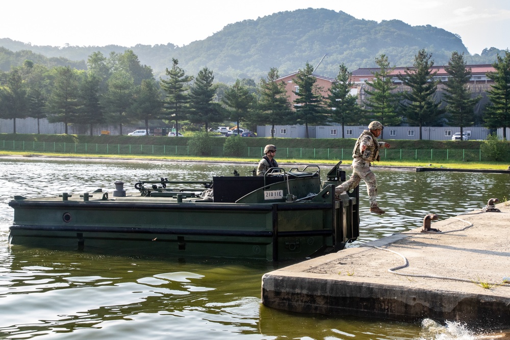Ulchi Freedom Shield 25 Water Crossing Training