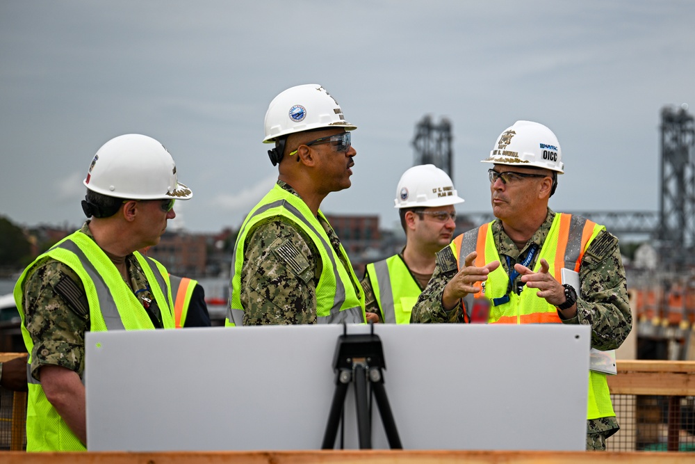 Naval Inspector General Vice Adm. John Fuller Visits PNSY