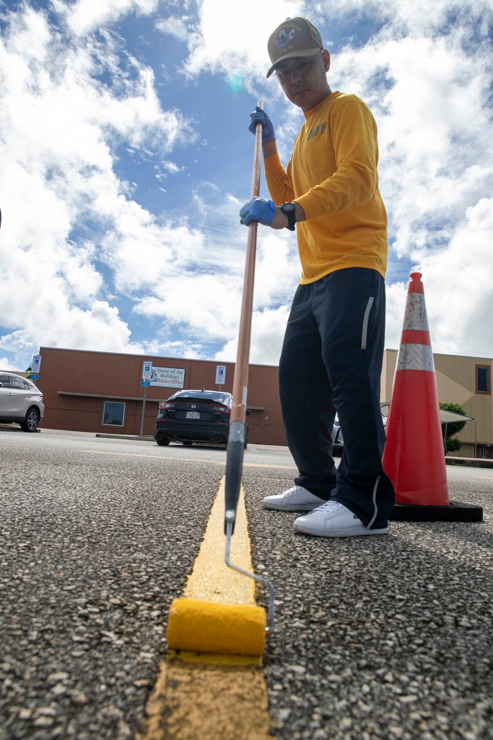 George Washington Sailors Participate in Community Relations Project