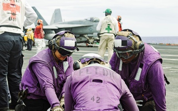 George Washington Sailors Conduct Mass Casualty Drill