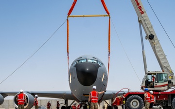 379th EMXS and ECES showcase CDDAR Capabilities