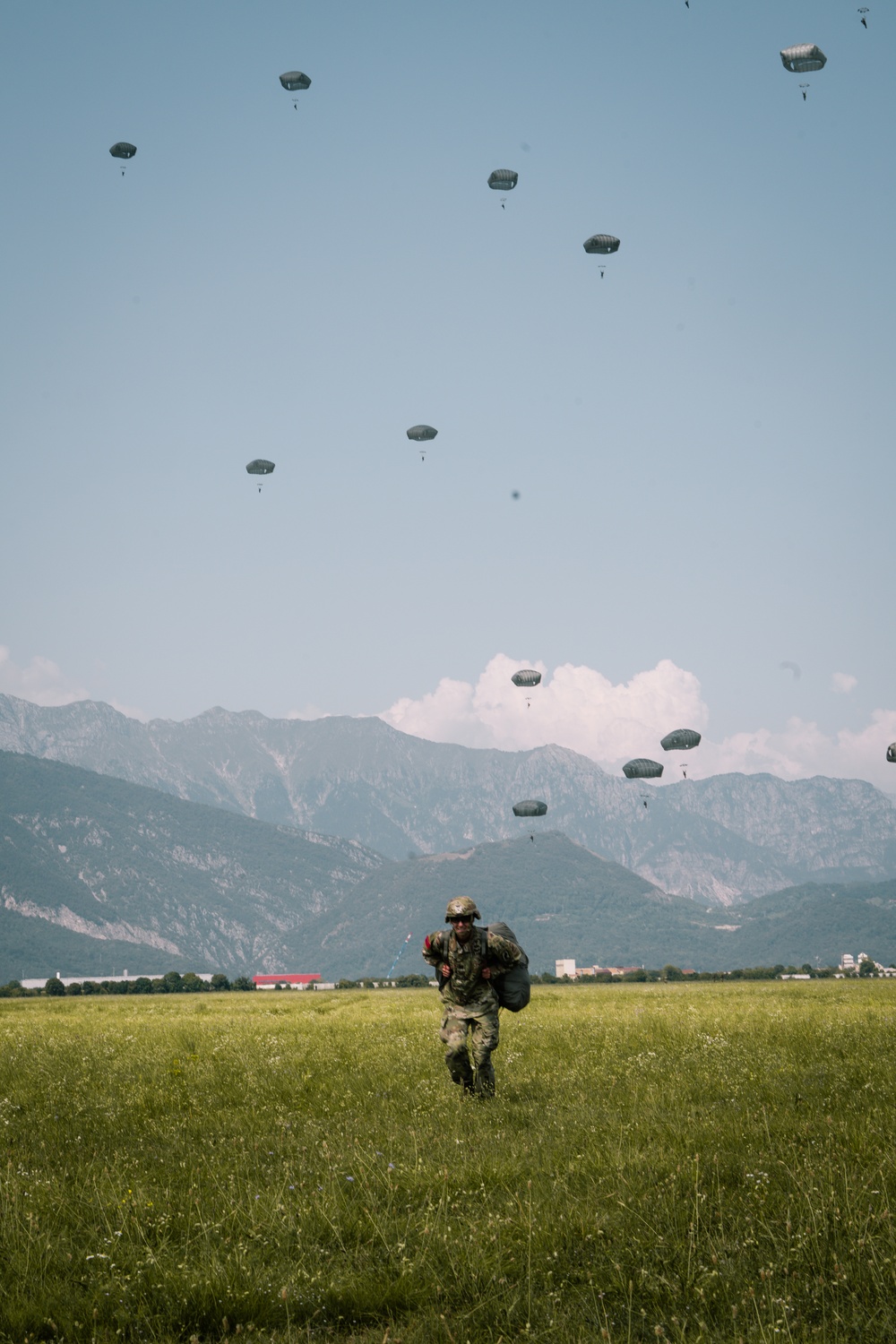 173rd BSB conduct Airborne Operations