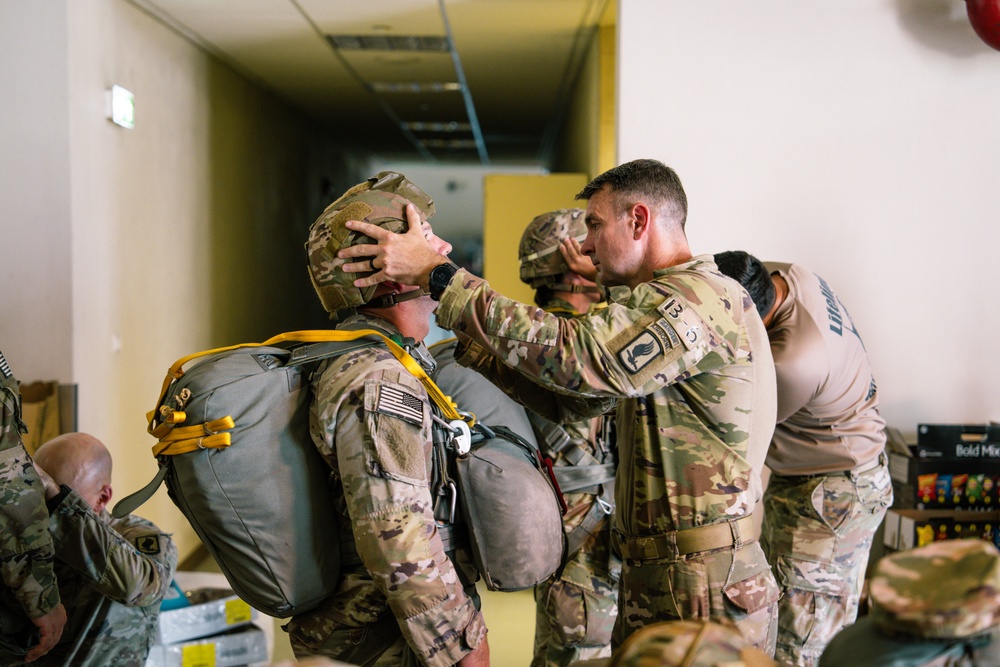 173rd BSB conduct Airborne Operations
