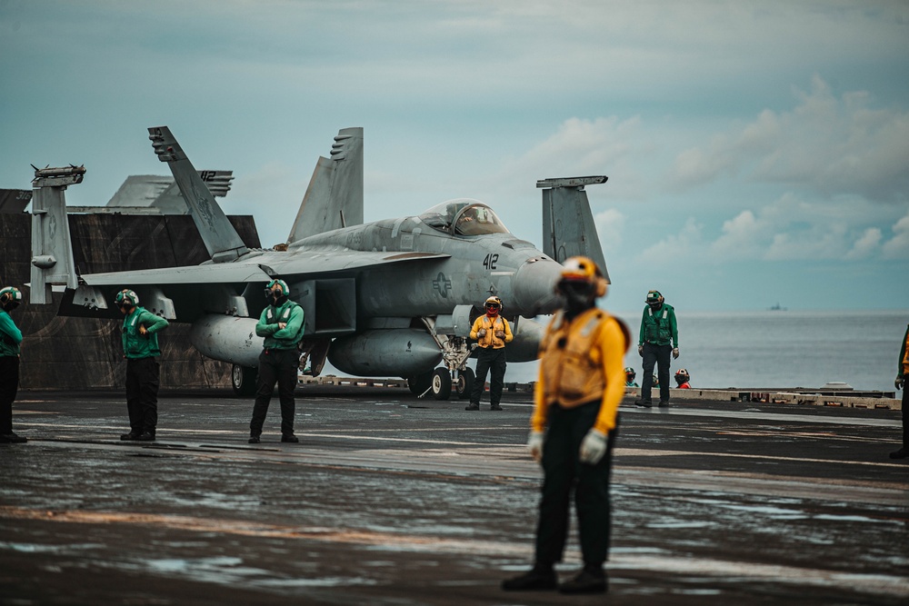 George Washington Conducts Flight Operations