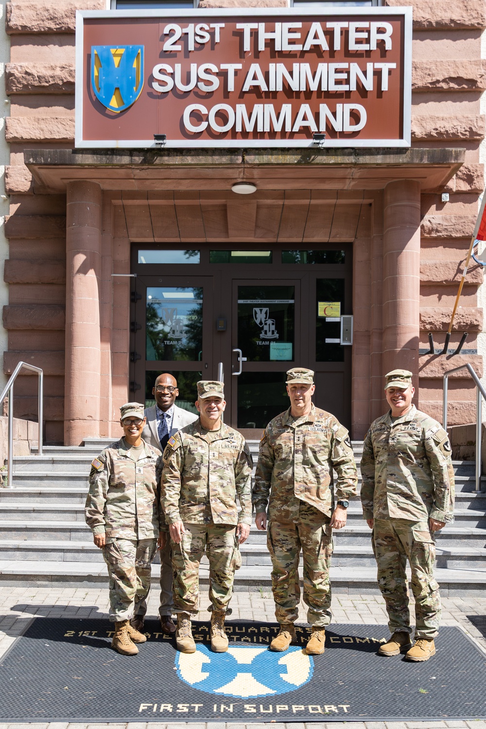 21st TSC, Army Contracting Command Leaders Align on Theater Support