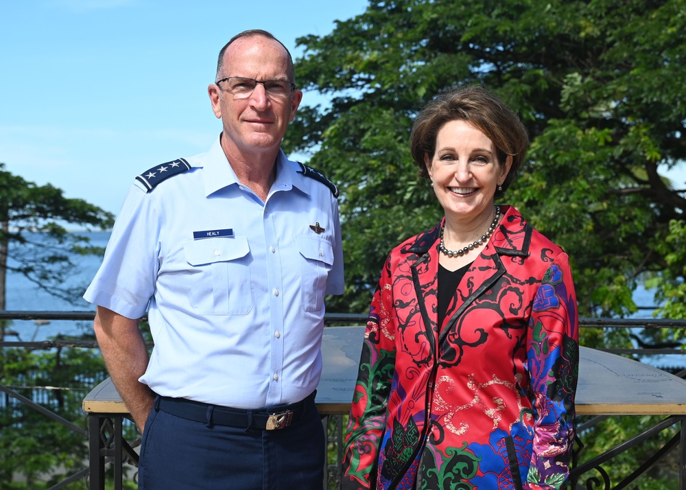 Lt. Gen. Healy visits the Philippines