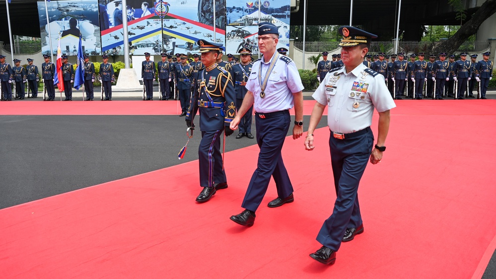 Lt. Gen. Healy visits the Philippines