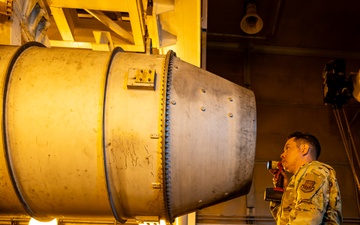 509 MXS tests B-2 Spirit engine